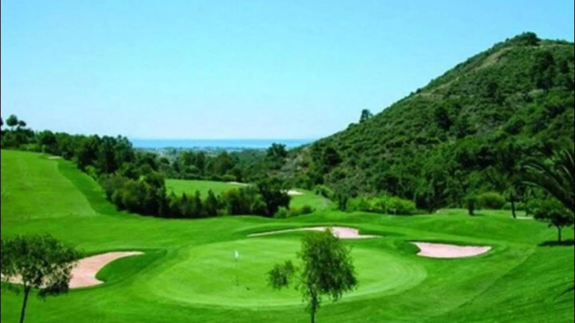 2 Bedrooms - Sleeps 4 - Garden And Pool With View Benahavis Apartment