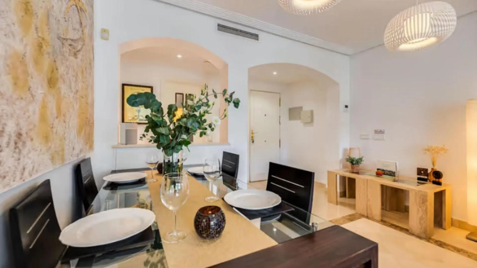 2 Bedrooms - Sleeps 4 - Garden And Pool With View Benahavis Apartment