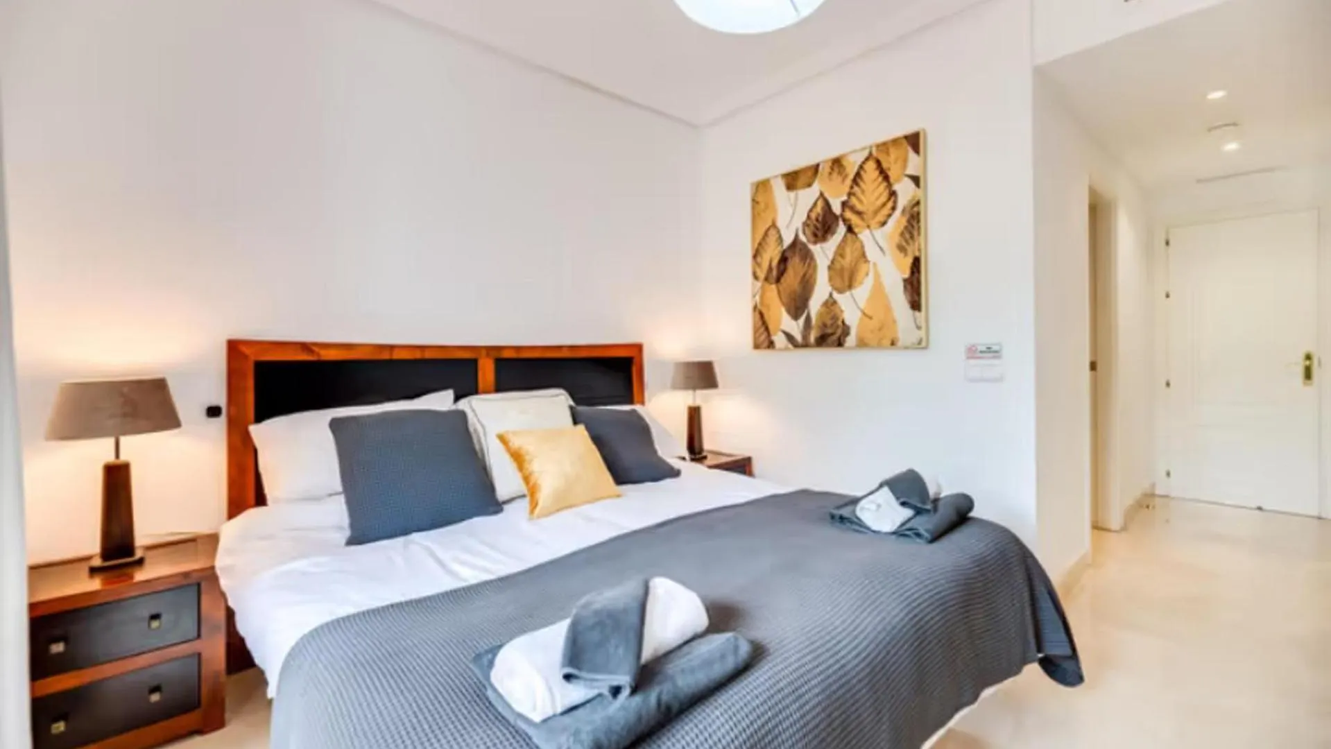 Apartment 2 Bedrooms - Sleeps 4 - Garden And Pool With View Benahavis